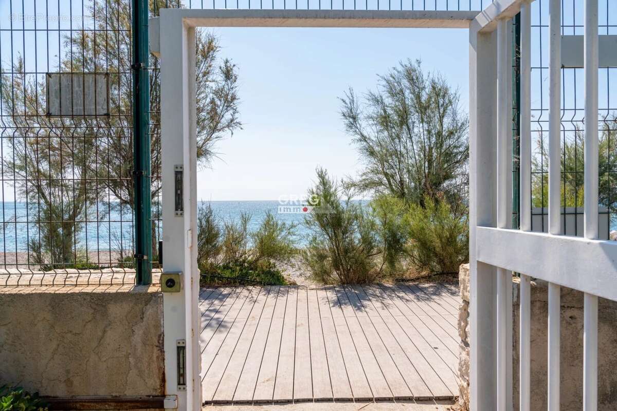 Appartement à VILLENEUVE-LOUBET