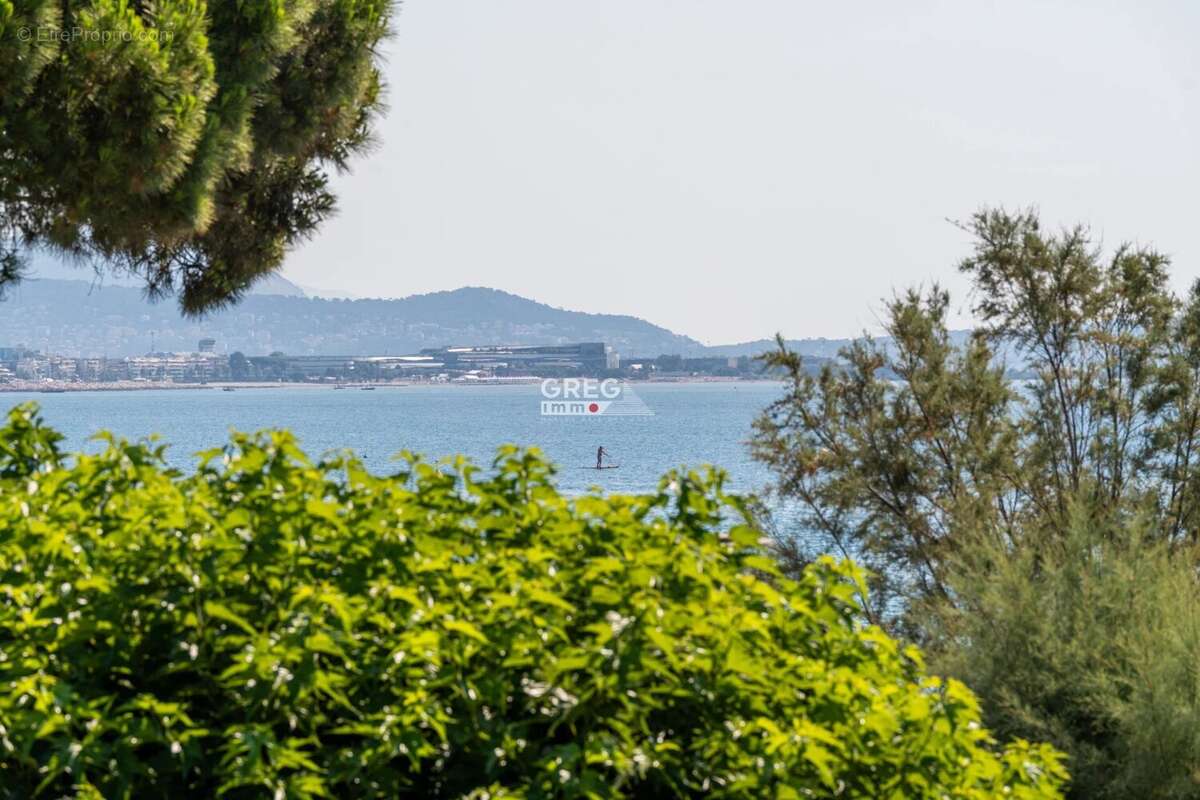 Appartement à VILLENEUVE-LOUBET