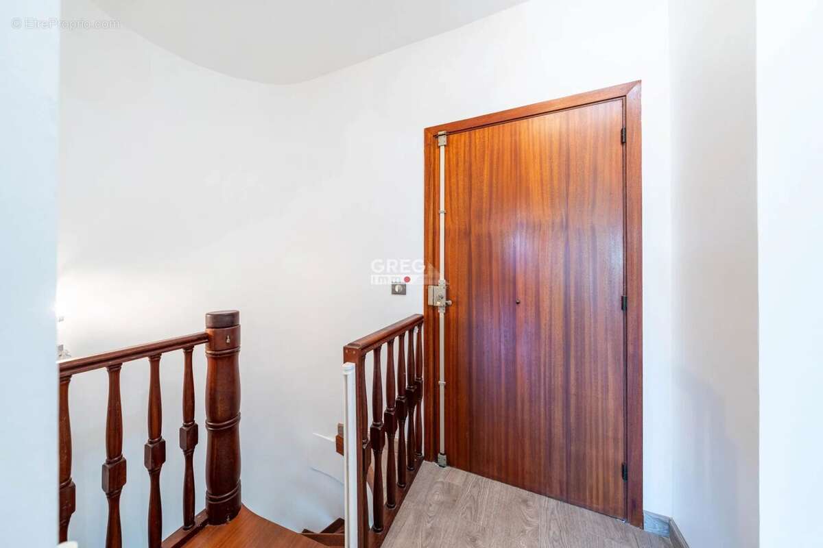 Appartement à VILLENEUVE-LOUBET