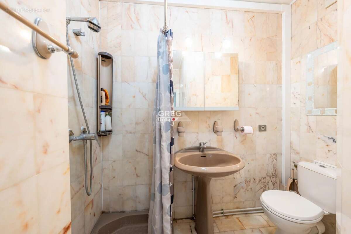 Appartement à VILLENEUVE-LOUBET