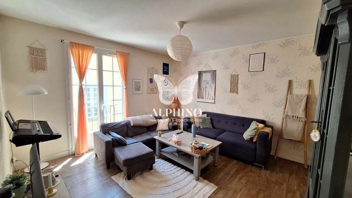Appartement à THIVIERS