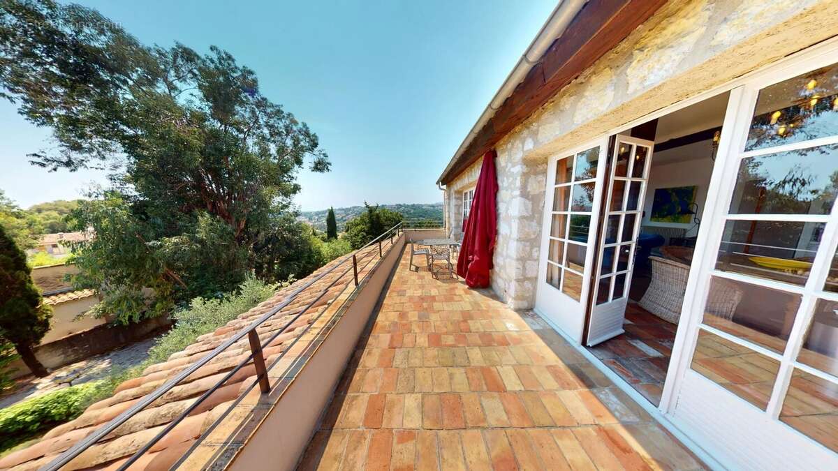 Appartement à VENCE