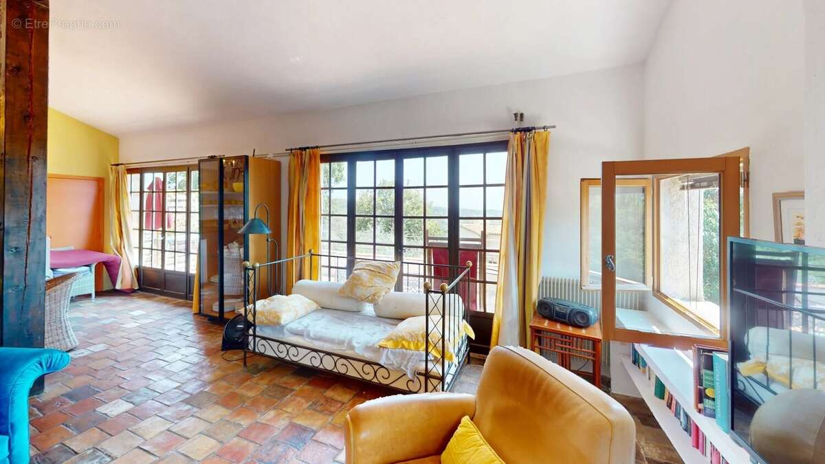 Appartement à VENCE