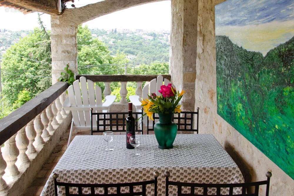 Appartement à VENCE