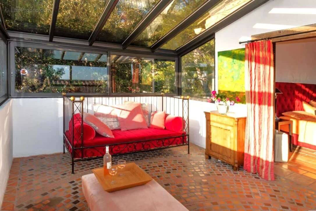 Appartement à VENCE