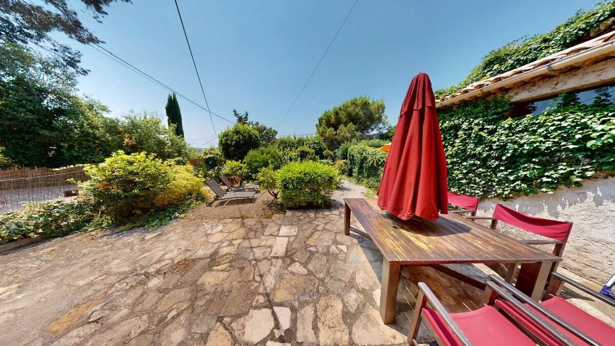 Appartement à VENCE