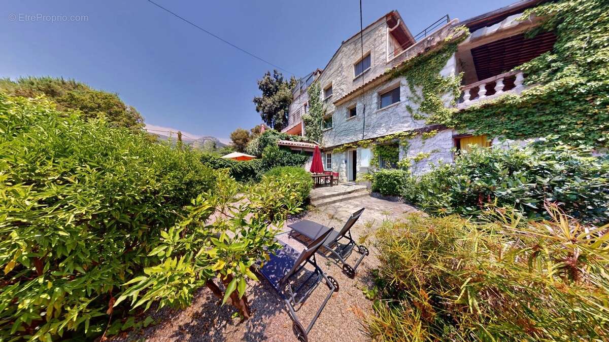 Appartement à VENCE