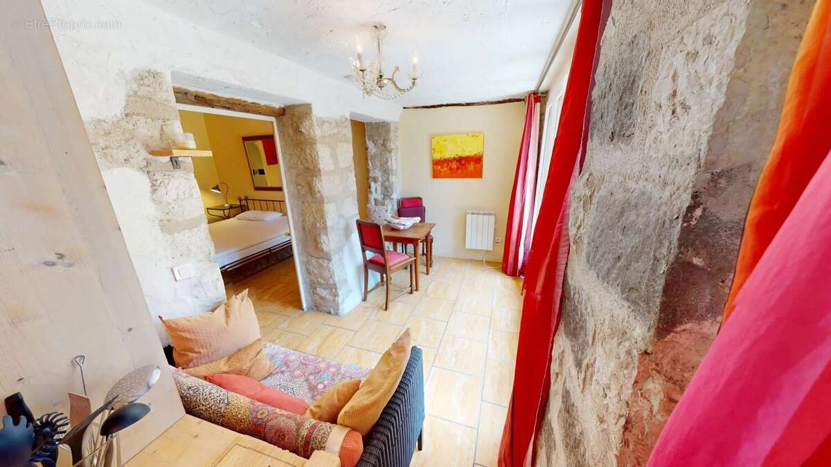 Appartement à VENCE