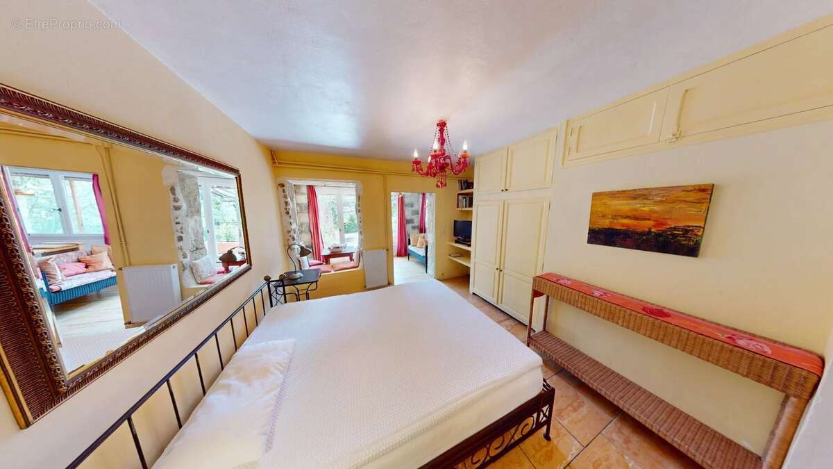 Appartement à VENCE