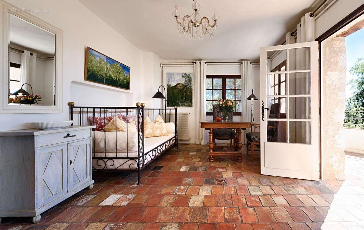 Appartement à VENCE