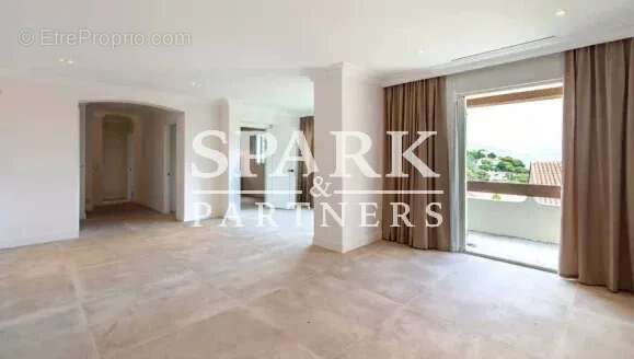 Maison à ROQUEBRUNE-CAP-MARTIN