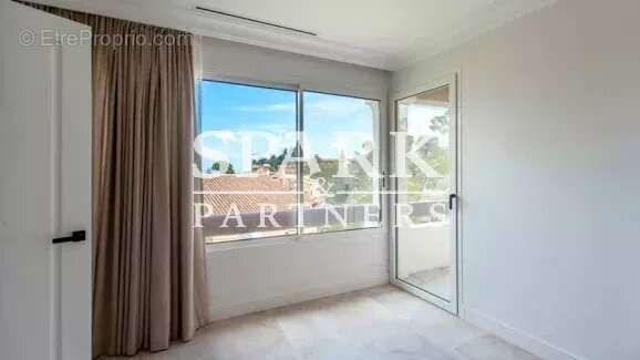 Maison à ROQUEBRUNE-CAP-MARTIN