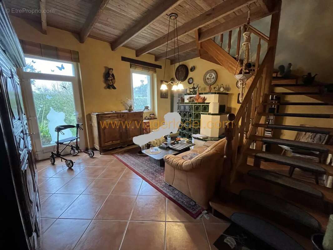 Maison à PLOUGRESCANT