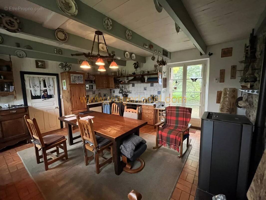 Maison à PLOUGRESCANT