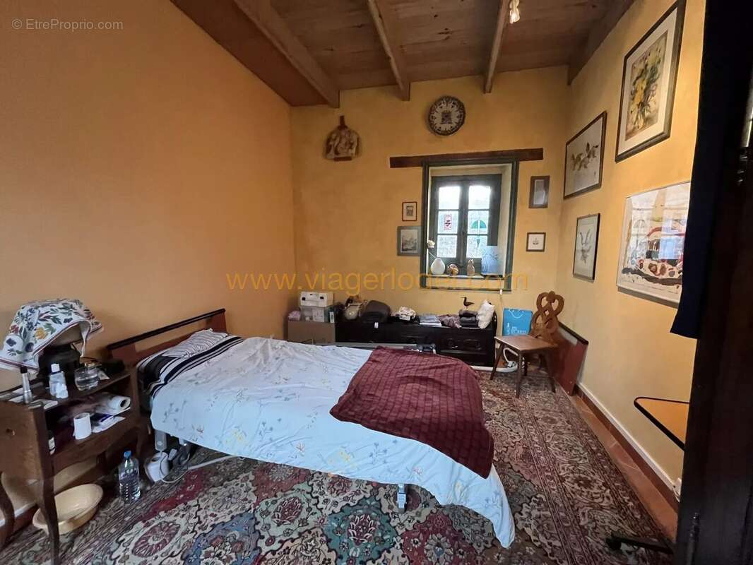 Maison à PLOUGRESCANT