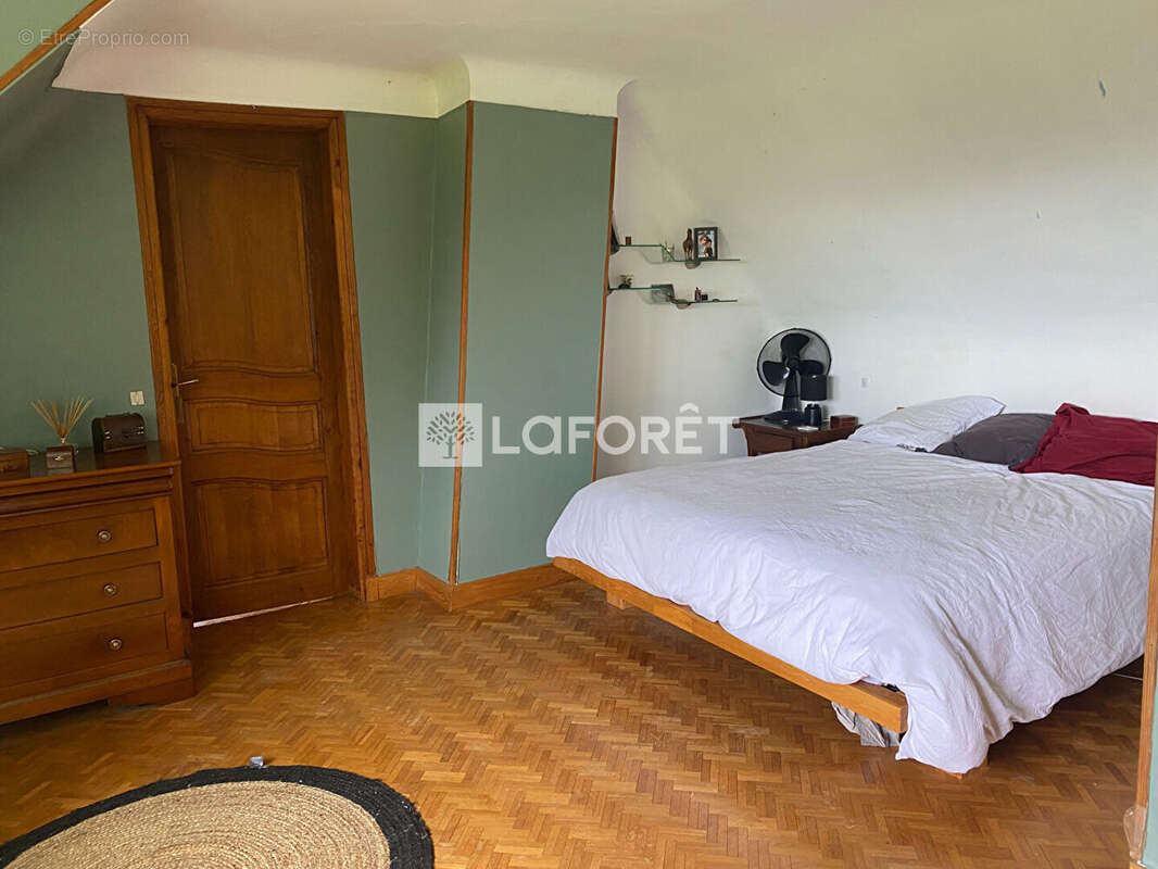 Maison à ROLLEBOISE