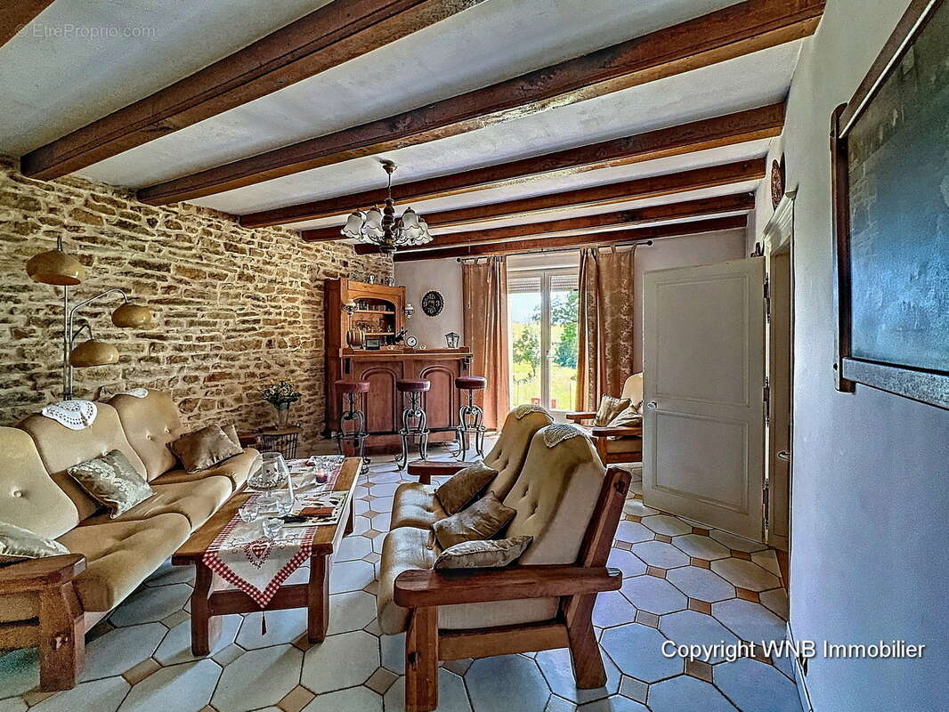 Maison à MARTINVELLE