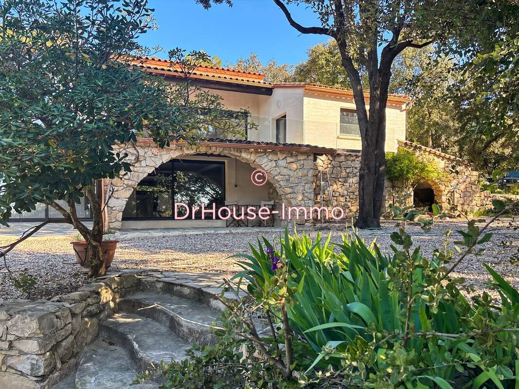 Maison à SAINT-MATHIEU-DE-TREVIERS