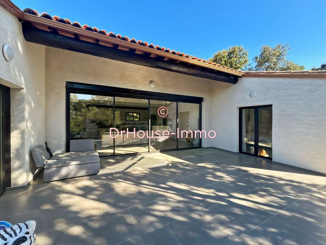 Maison à SAINT-MATHIEU-DE-TREVIERS