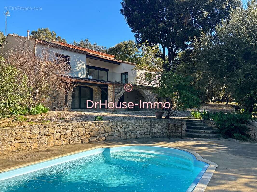 Maison à SAINT-MATHIEU-DE-TREVIERS