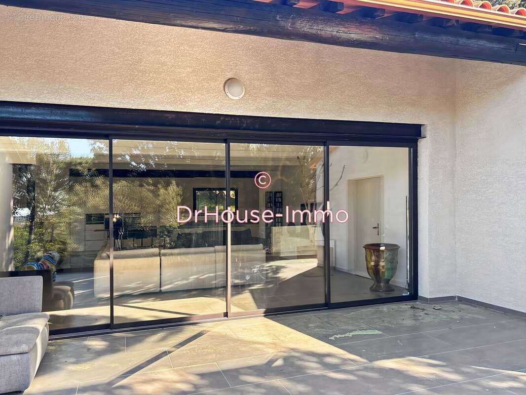 Maison à SAINT-MATHIEU-DE-TREVIERS