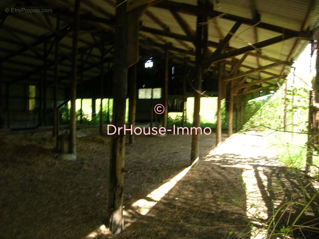 Autre à VARENNES-EN-ARGONNE