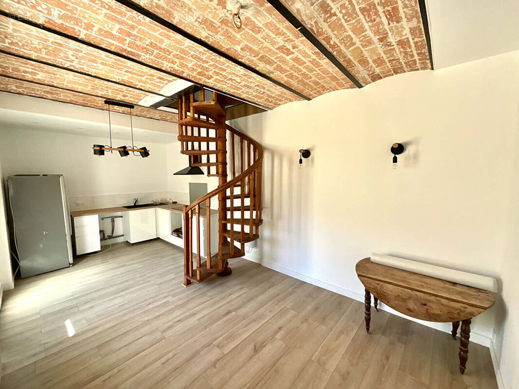 Maison à MAURECOURT