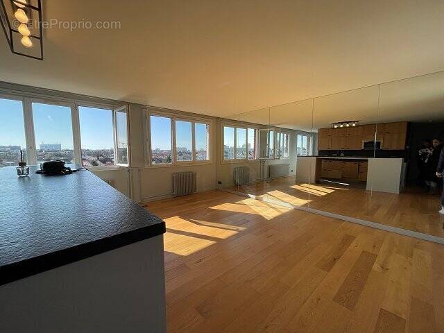 Appartement à MAISONS-ALFORT