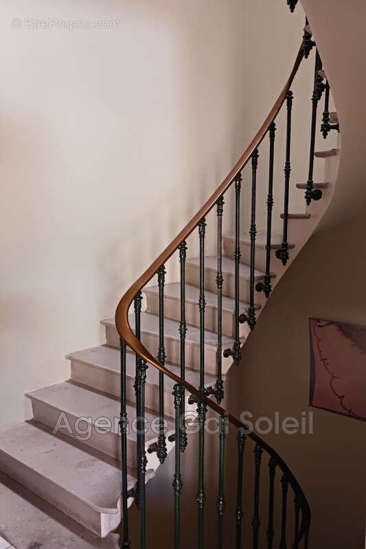 Maison à NISSAN-LEZ-ENSERUNE