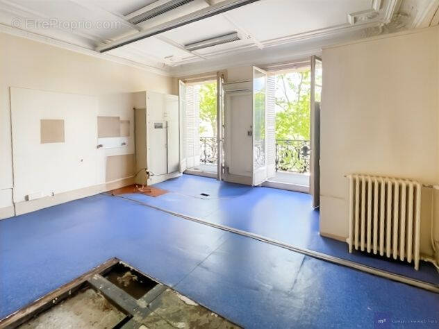 Appartement à PARIS-3E
