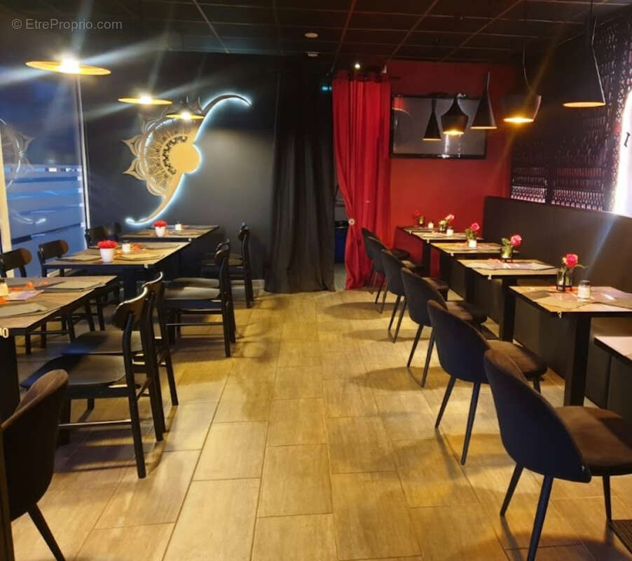 Autre à PONT-DE-CHERUY