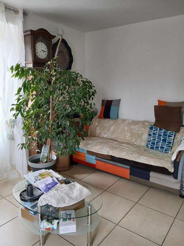 Photo 3 - Appartement à ROUGEMONT-LE-CHATEAU