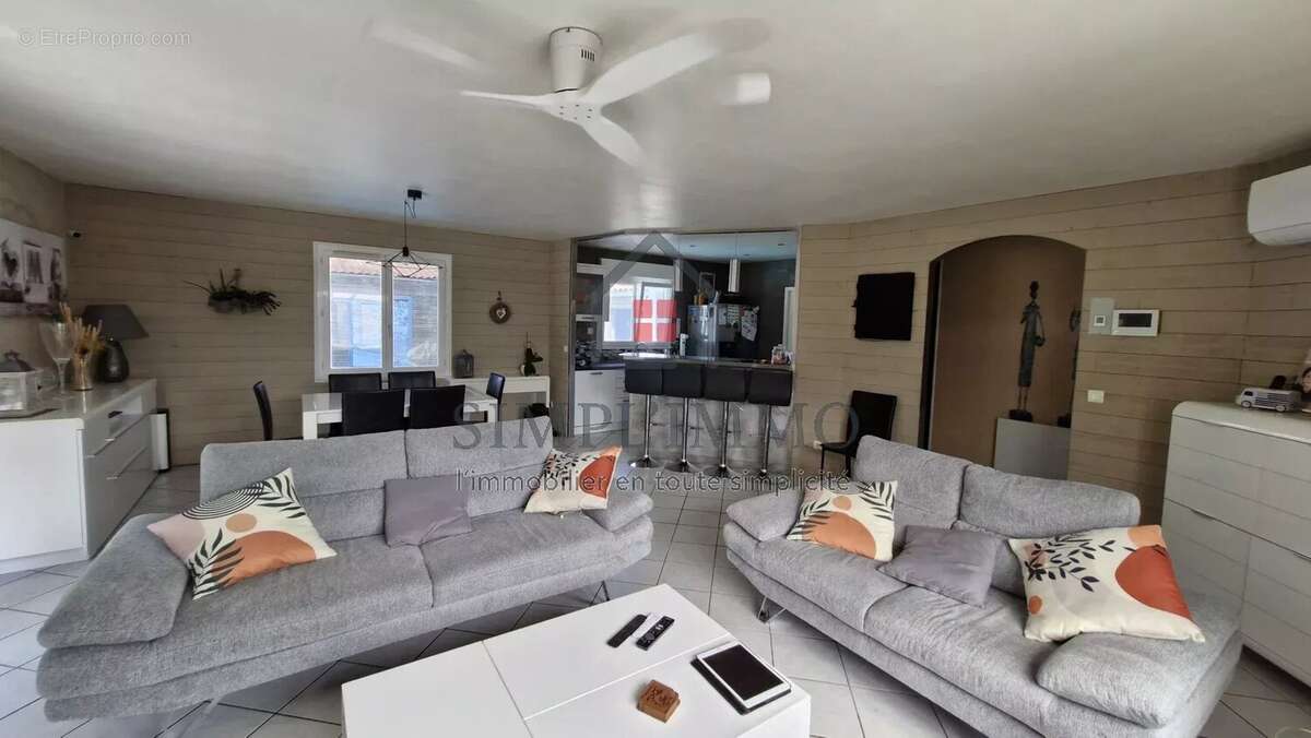 Maison à TONNAY-CHARENTE