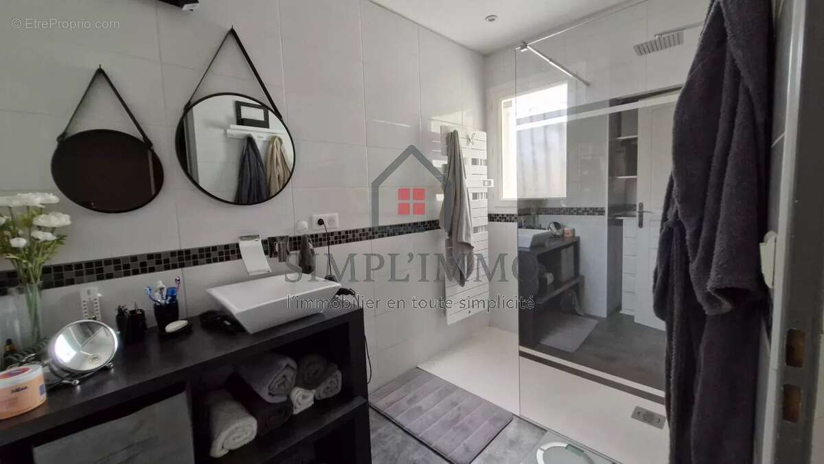 Maison à TONNAY-CHARENTE