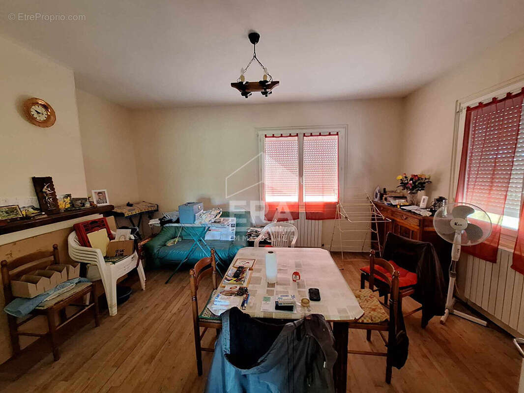 Maison à MONTPON-MENESTEROL