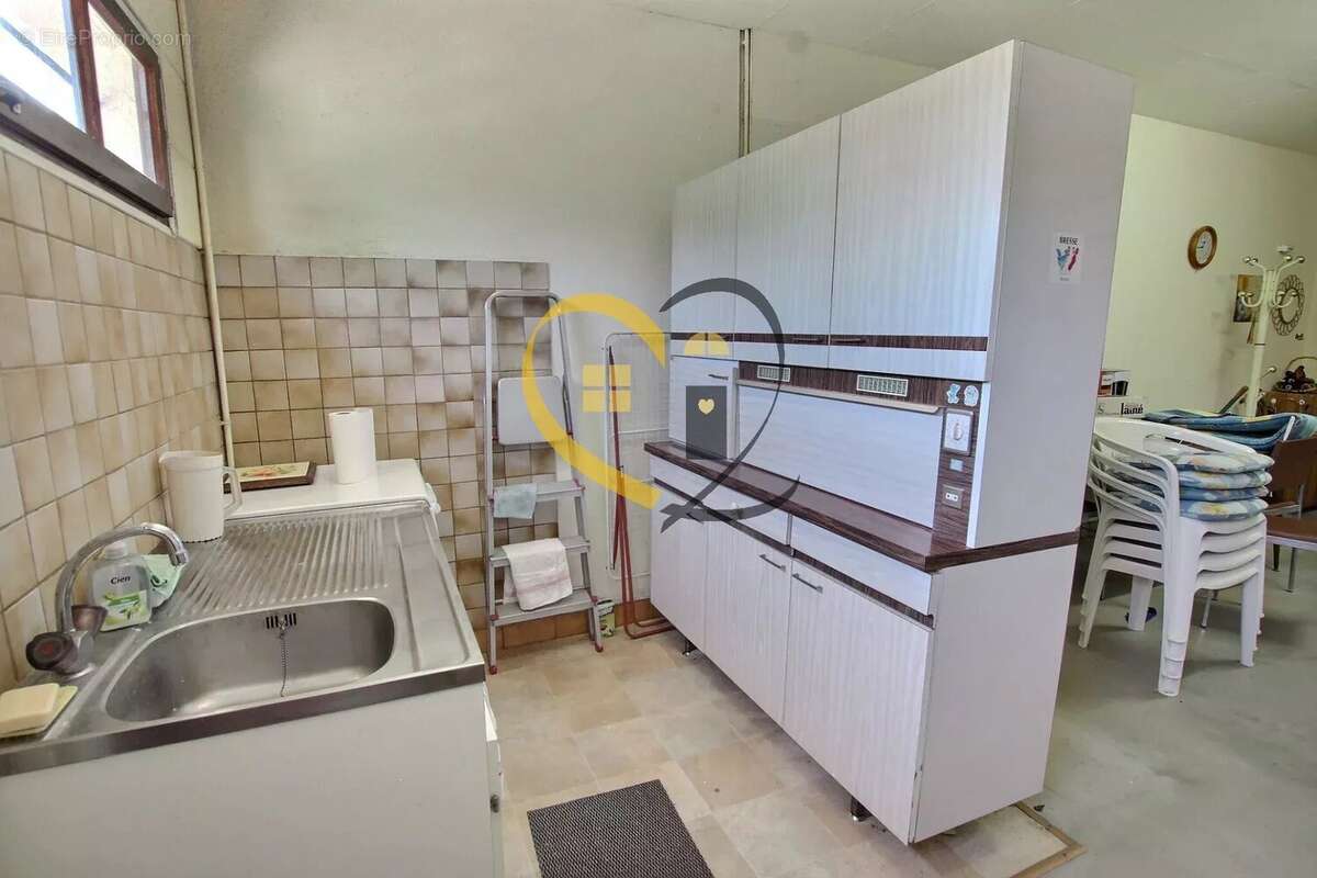 Maison à MEHUN-SUR-YEVRE