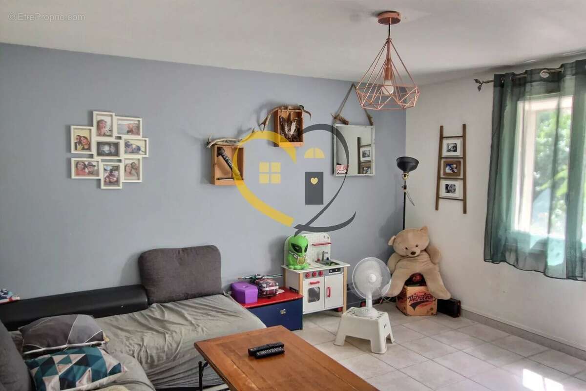 Maison à VIGNOUX-SUR-BARANGEON