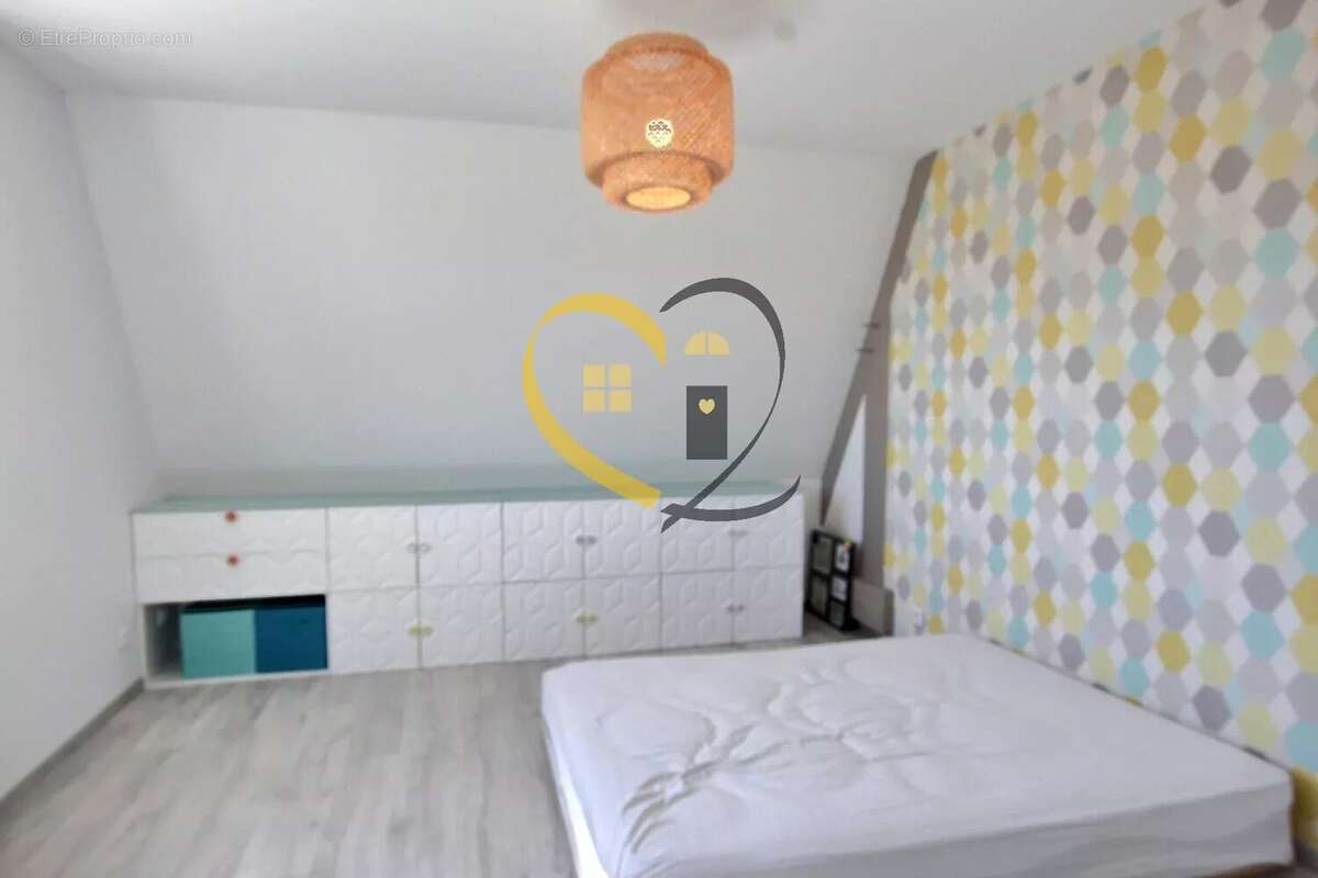 Maison à SAINT-MARTIN-D&#039;AUXIGNY