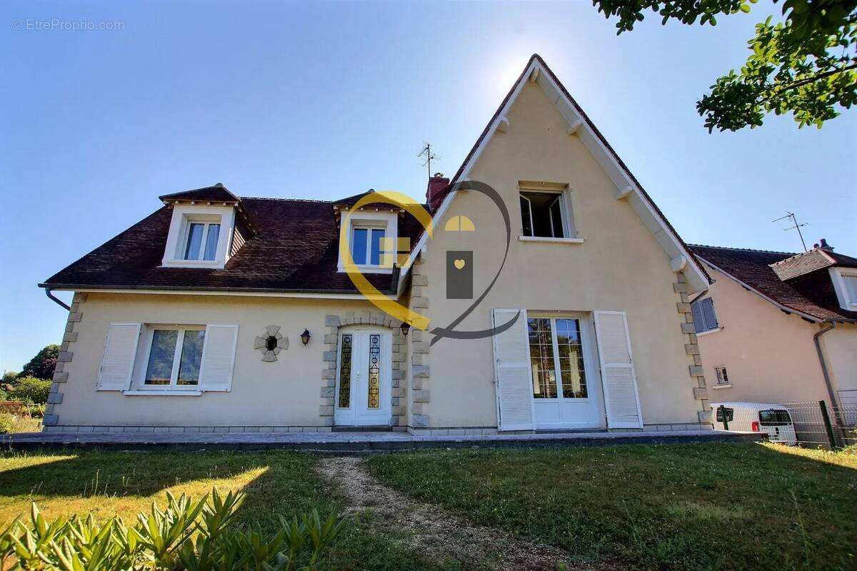 Maison à SAINT-MARTIN-D&#039;AUXIGNY
