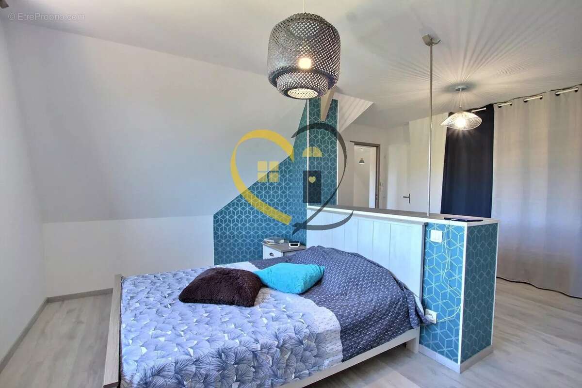 Maison à SAINT-MARTIN-D&#039;AUXIGNY