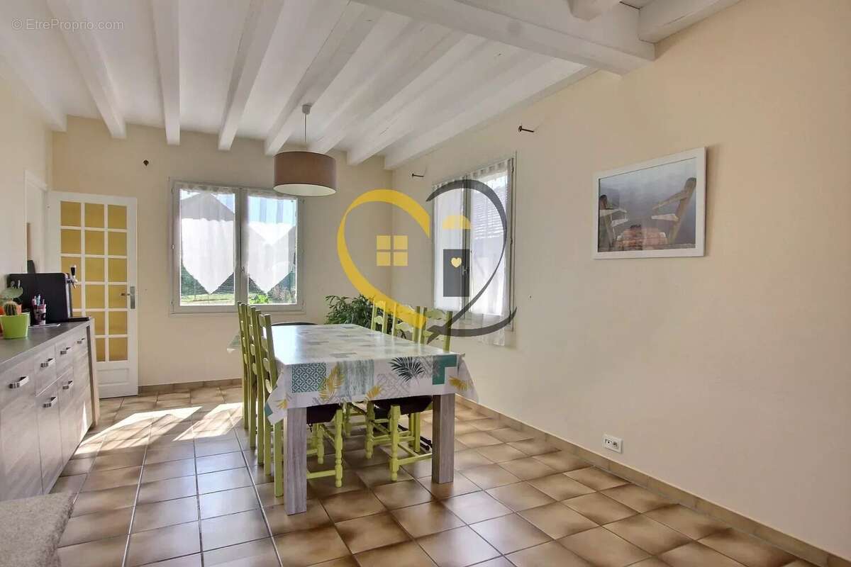 Maison à SAINT-MARTIN-D&#039;AUXIGNY