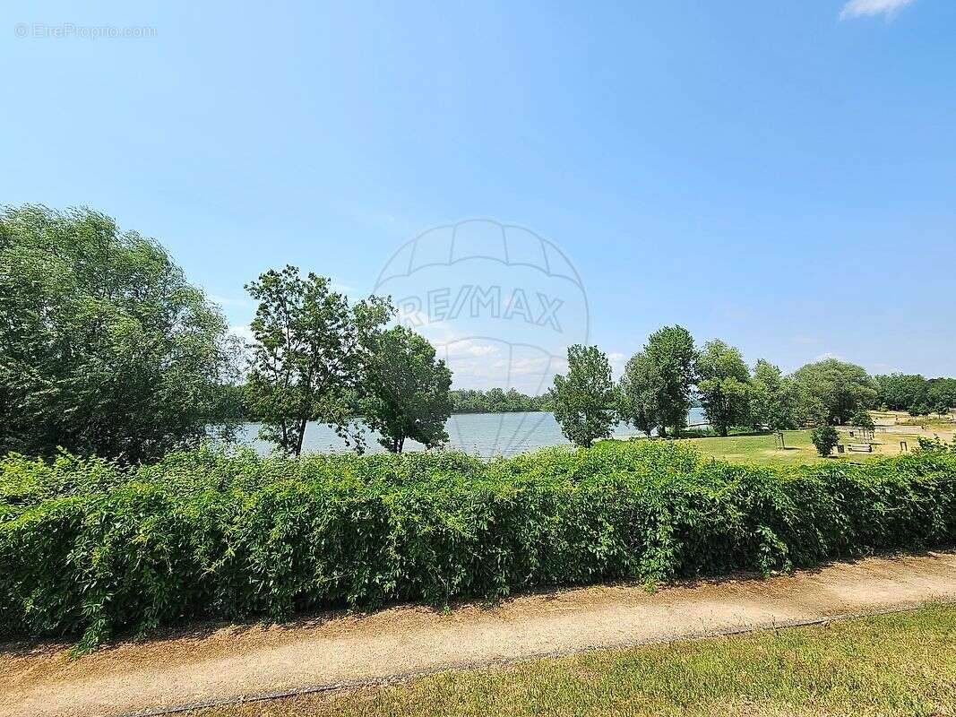 Appartement à JASSANS-RIOTTIER