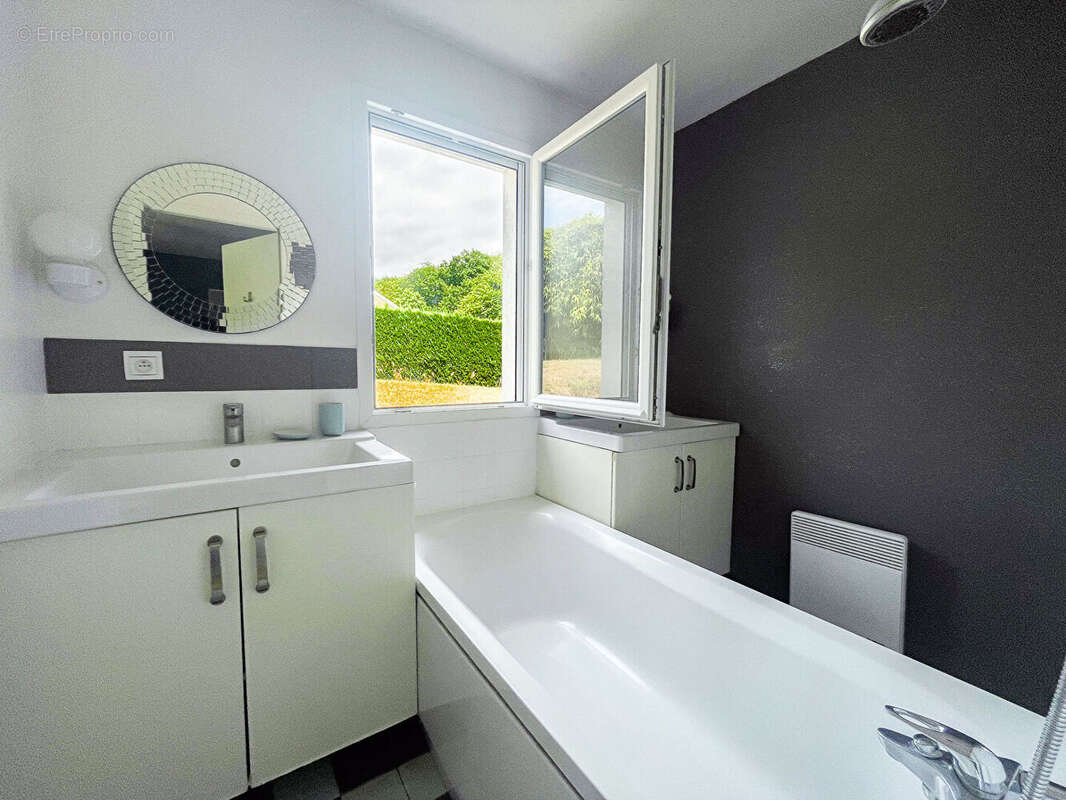 Maison à SAINT-ETIENNE-D&#039;ORTHE