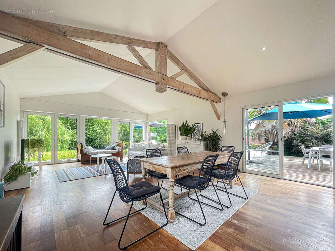 Maison à SAINT-ETIENNE-D&#039;ORTHE