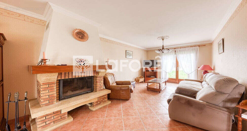 Maison à ROISSY-EN-BRIE