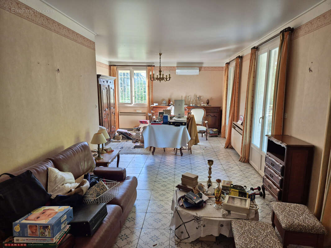 Maison à LAVAL-PRADEL