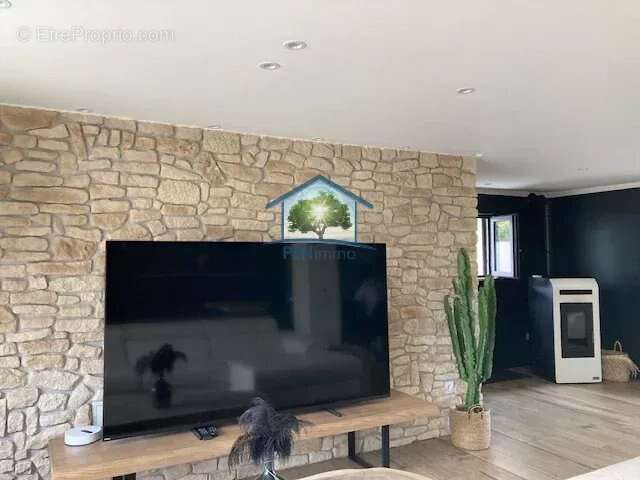 Maison à ROCHE-LA-MOLIERE