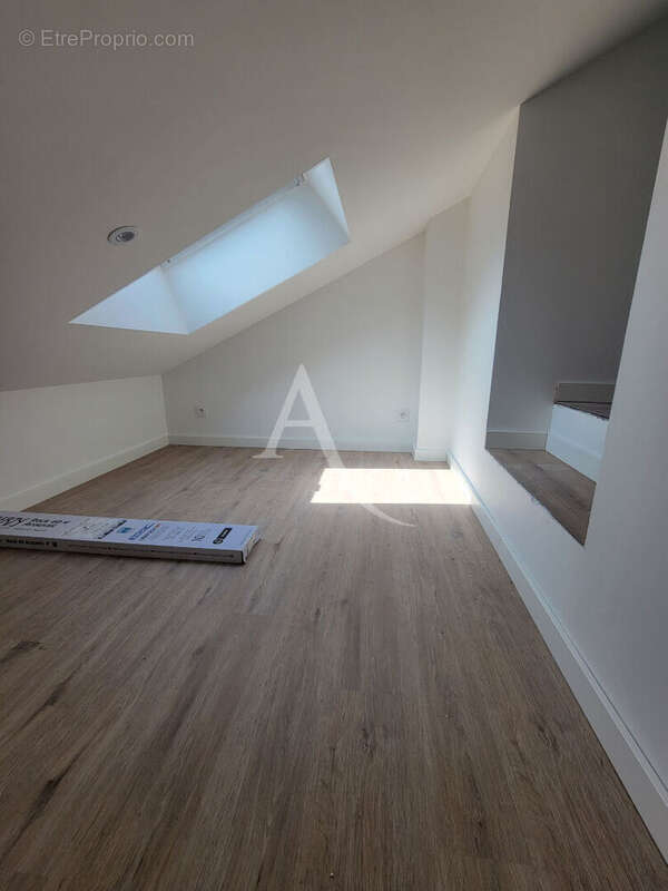 Appartement à NOZAY