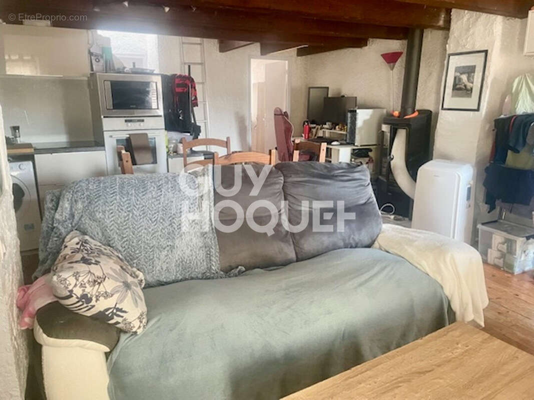 Appartement à VALLAURIS