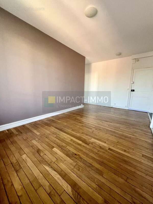 Appartement à SURESNES